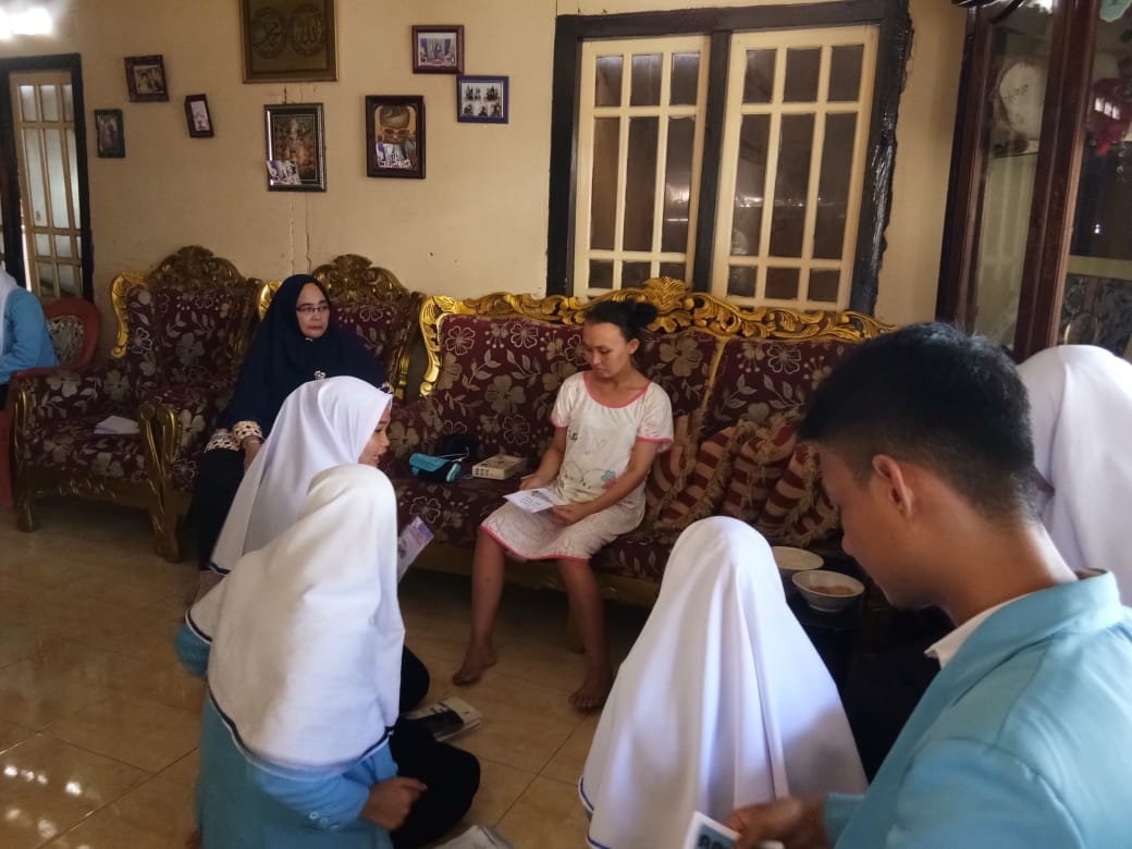 PKL Kebidanan - Kegiata IPE dan IPC interfensi ibu hamil KEK, Di kelurahan Dembe I, Kec. Kota Barat. Kota Gorontalo. Selasa, (04-03-2020).